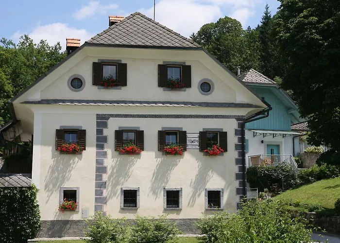 Apartments Cvetje V Jeseni