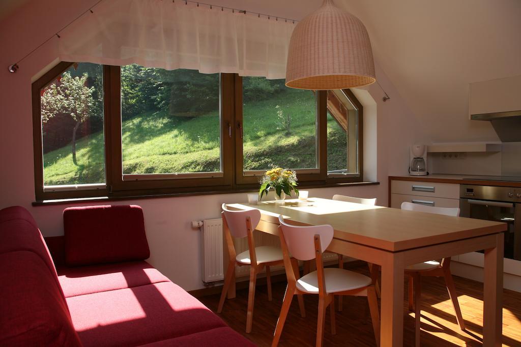 Apartment Cvetje V Jeseni